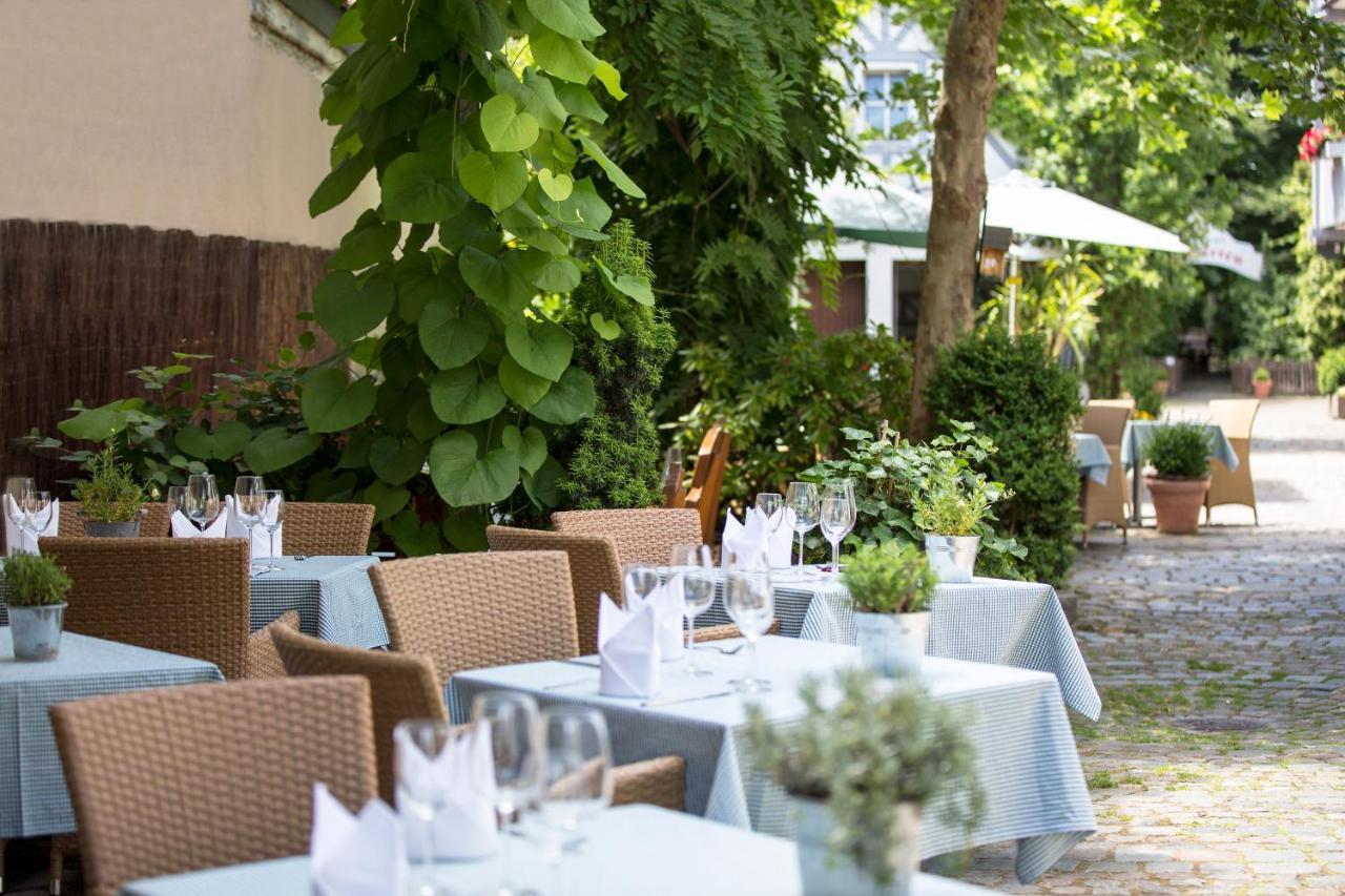 Landhotel 3Kronen Adelsdorf Екстериор снимка